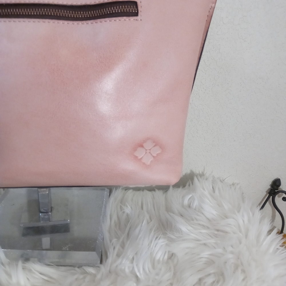 PATRICIA NASH CUT OUT TOTE - Picture 7 of 13